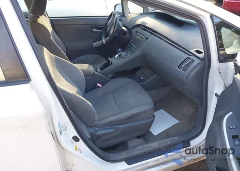 2010 Toyota Prius Iii z USA, uszkodzony, nr VIN JTDKN3DU7A0050629